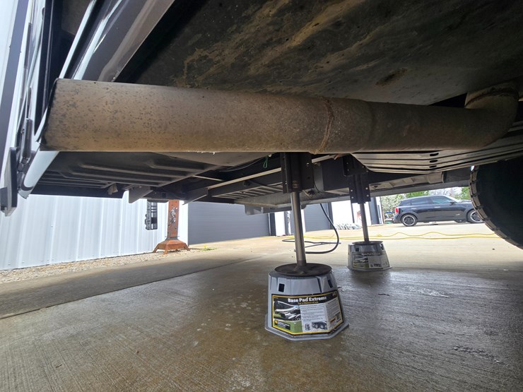 2020-ford-f550-image-131