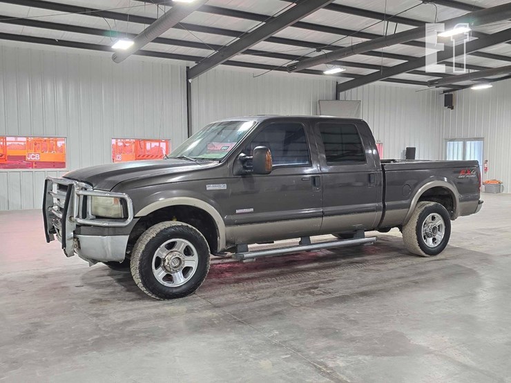 2005-ford-f250-lariat-image-1