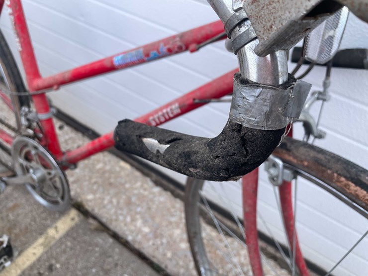 #7074-•-(4)-bikes-(o4)-image-27