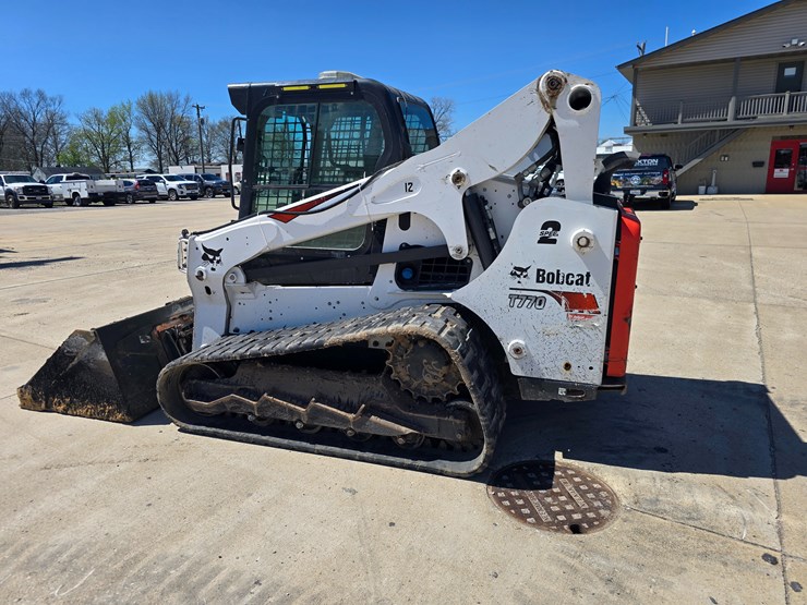 2020-bobcat-t770-image-5