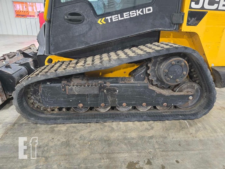 2021-jcb-3ts-8t-image-22