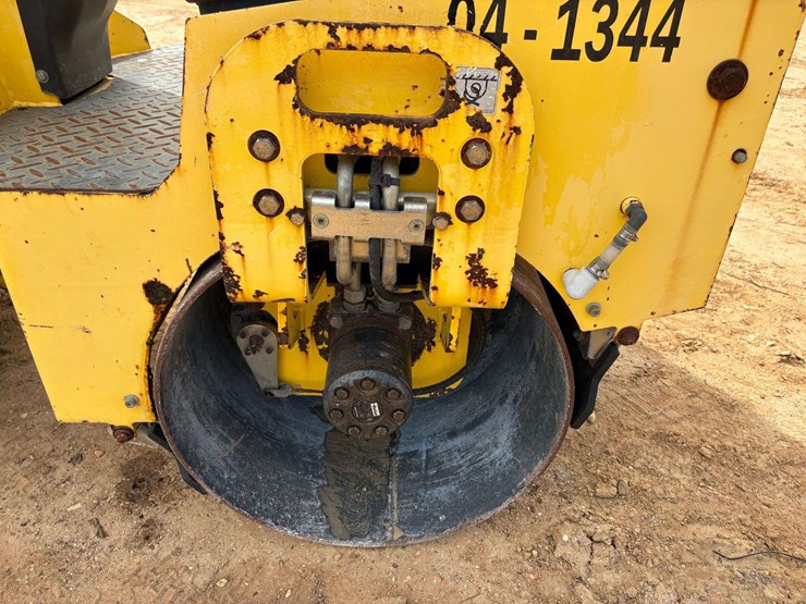 2013-bomag-bw900-50-image-13