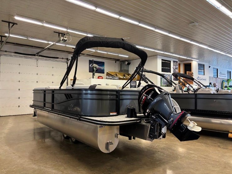 2025-g3-suncatcher-select-20rc-pontoon-image-3