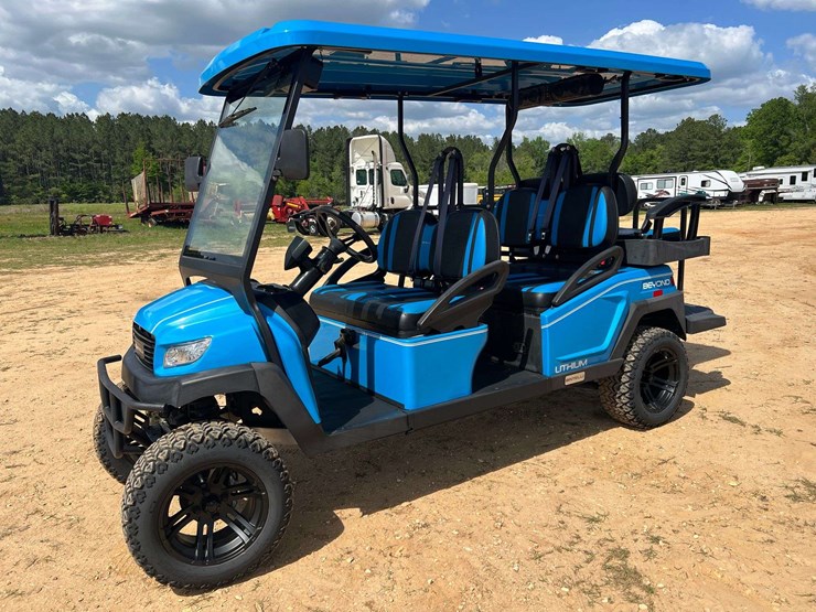 2023-bintelli-6-seater-electric-golf-cart-w/-on-board-charger-(186-miles-showing)-image-1