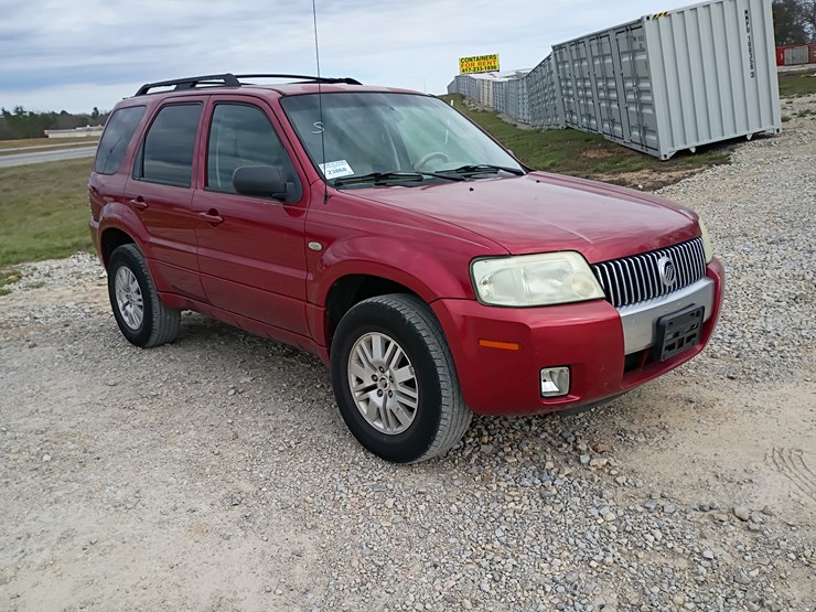 2005-mercury-mariner-image-13