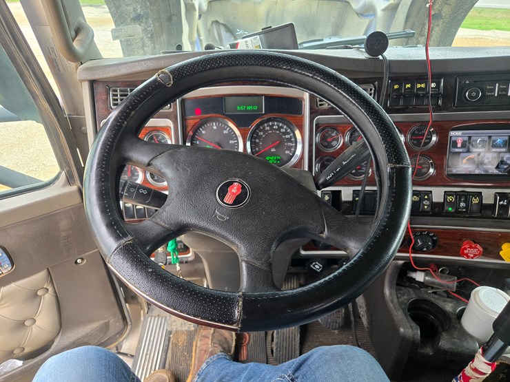 2014-kenworth-t660-image-84