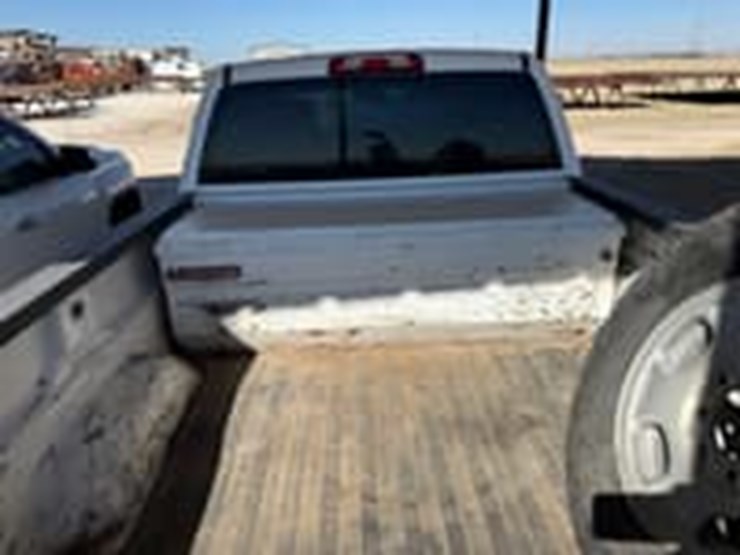 2019-chevrolet-silverado-2500hd-image-7