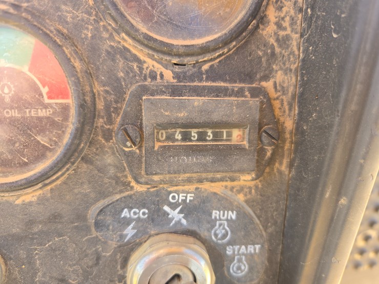 1998-deere-650g-image-33