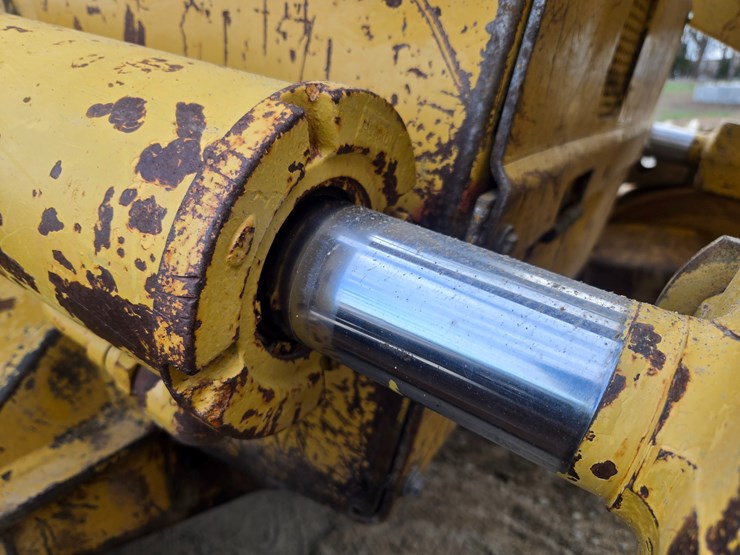 1996-caterpillar-953b-image-87