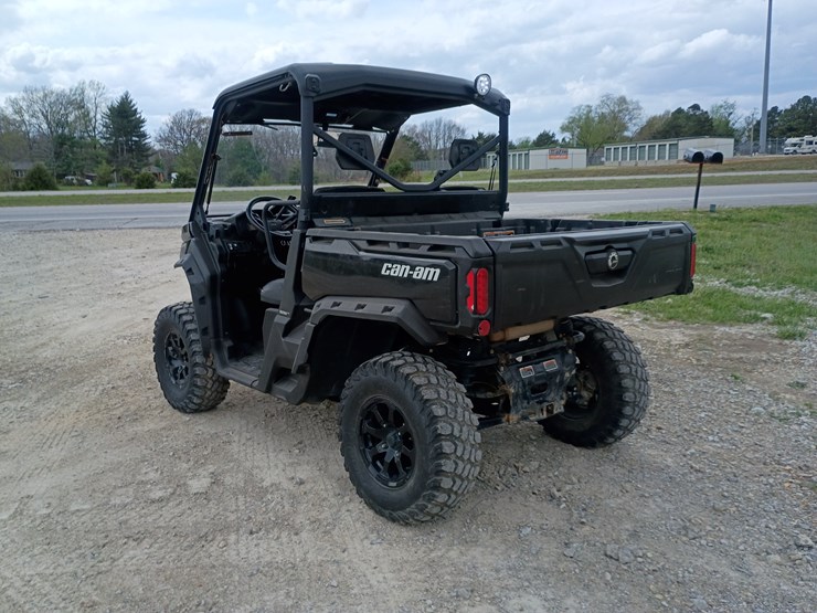 2022-can-am-defender-hd9-image-5