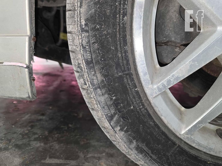 2010-ford-fusion-image-24