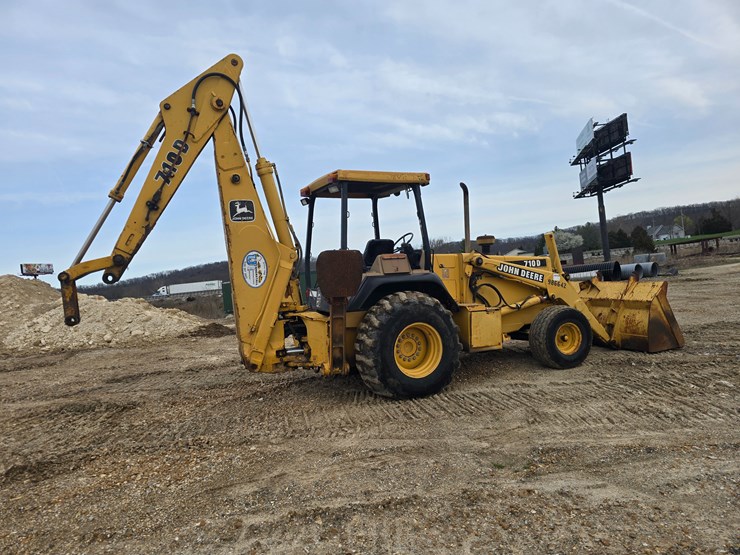 1993-deere-710d-image-16