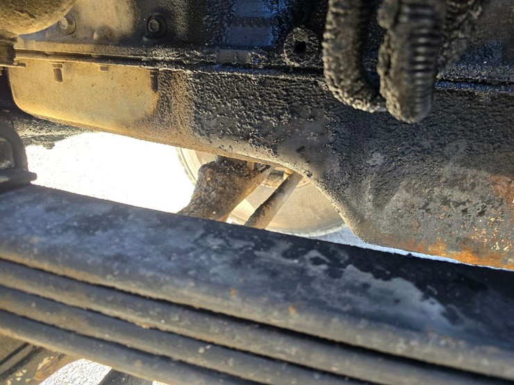 2001-mack-rd688s-image-33