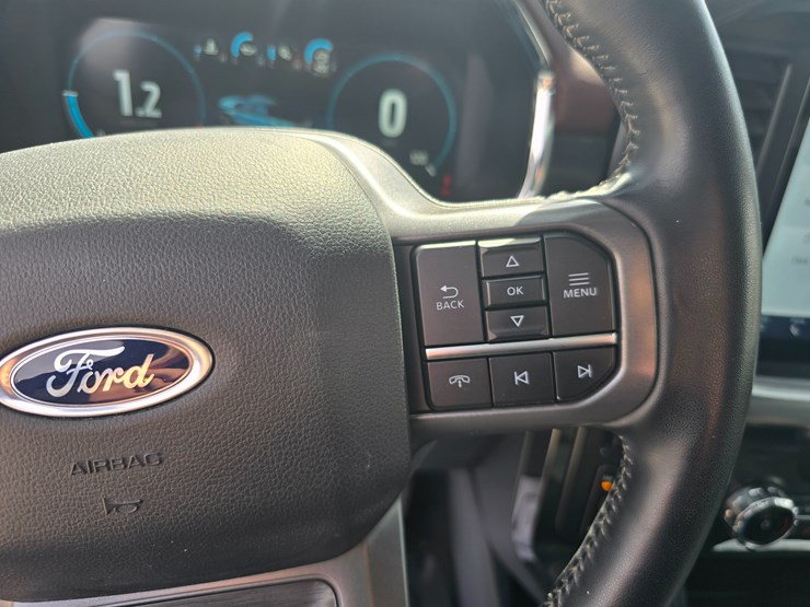 2022-ford-f150-image-39