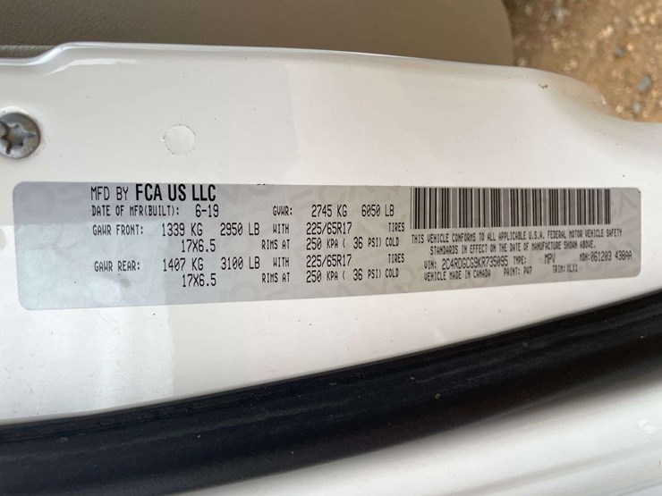 2019-dodge-grand-caravan-sxt-image-26