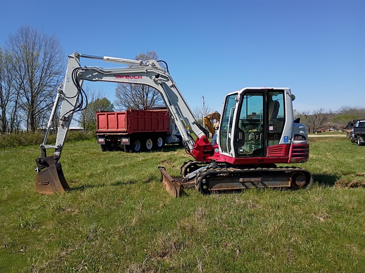 2011-takeuchi-tb285-image-2