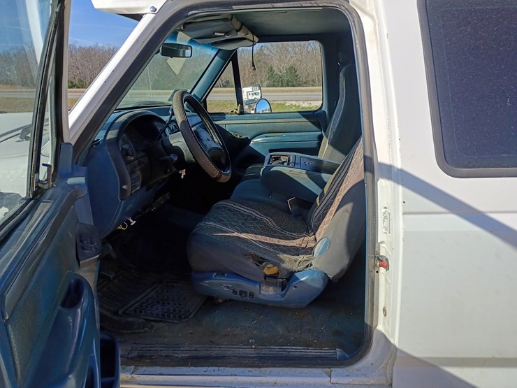 1995-ford-f250-image-26