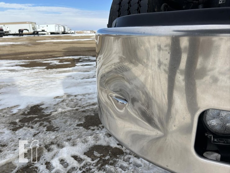 2012-peterbilt-386-image-41