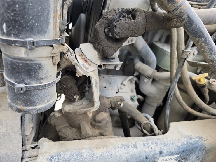 #22591-•-2007-mack-cv713-granite-roll-off-truck-image-24