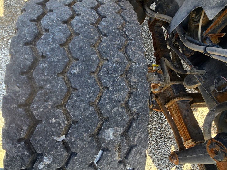 2013-international-workstar-7400-image-39