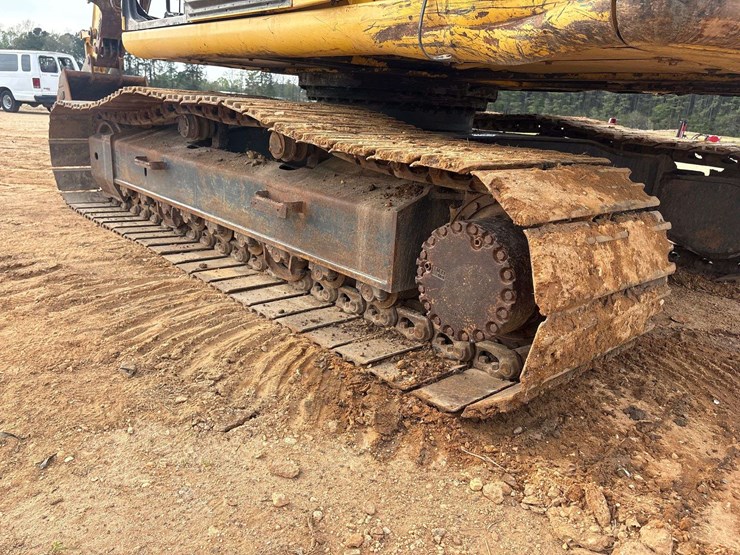 komatsu-pc200-image-37