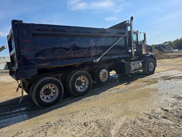 #21305-•-2003-kenworth-dump-truck-image-26