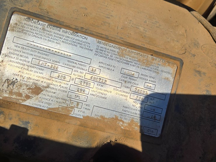 1994-mack-rd690s-image-47