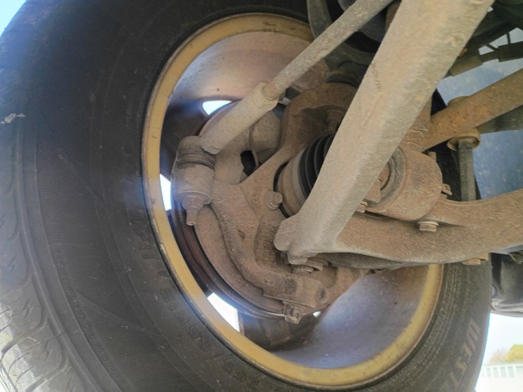 2010-chevrolet-tahoe-image-80