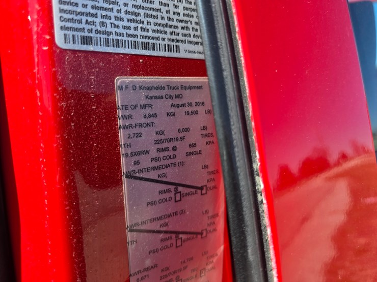 2016-ford-f550-image-31