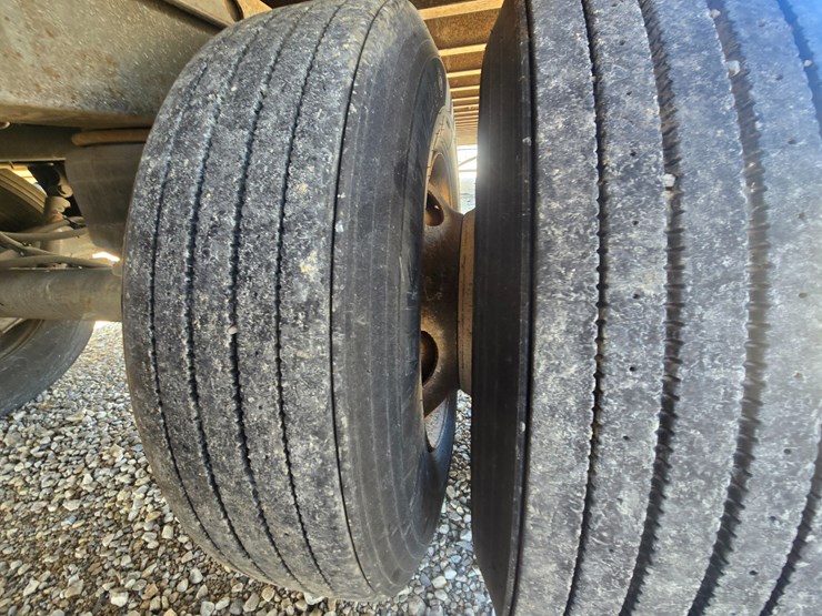 2012-great-dane-van-trailer-image-38