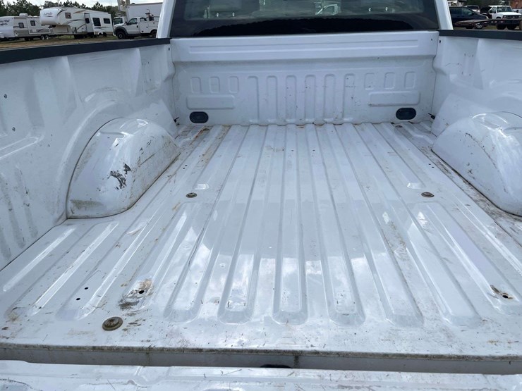 2019-ford-f150-image-15