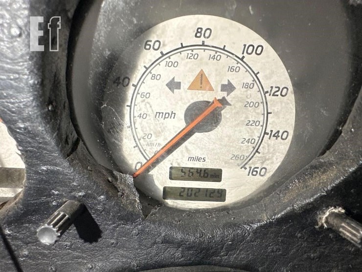 2003-mercedes-benz-slk320-image-8