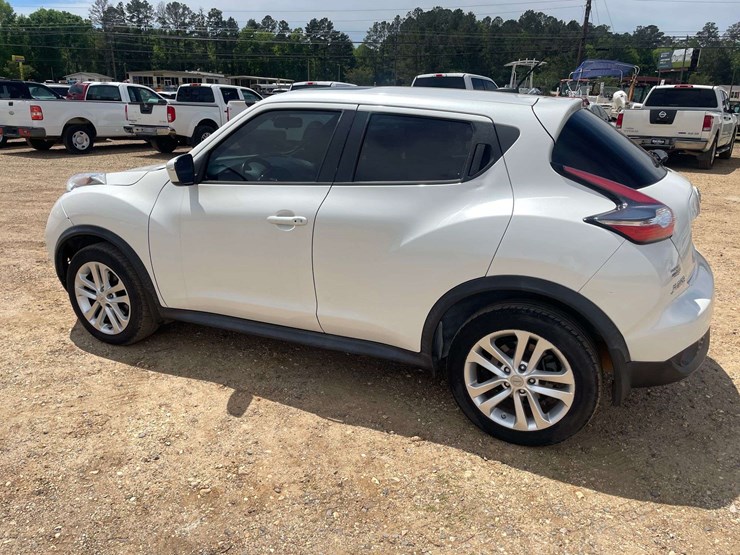 2015-nissan-juke-image-2