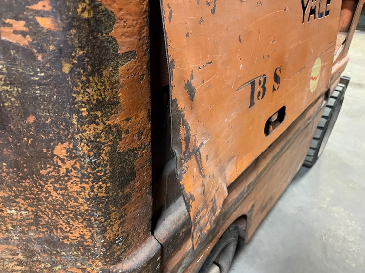 #1466-•-yale-5000-lb-lift-capacity-forklift-(pr4)-image-29