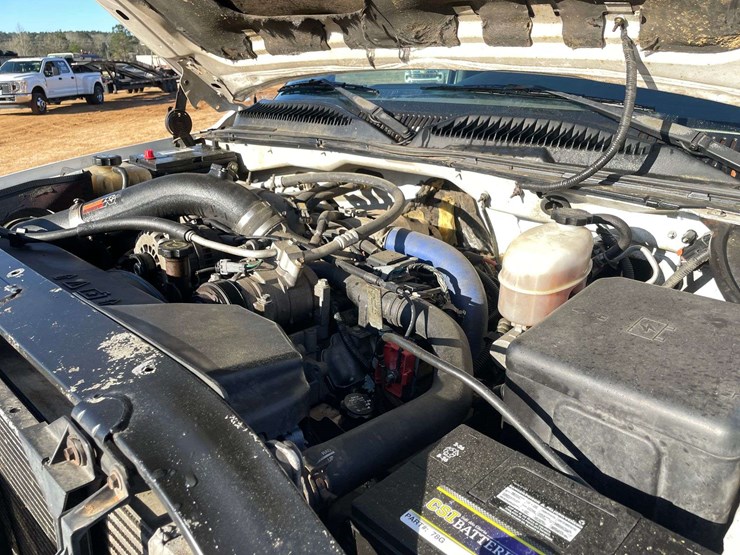 2003-gmc-sierra-2500-image-7