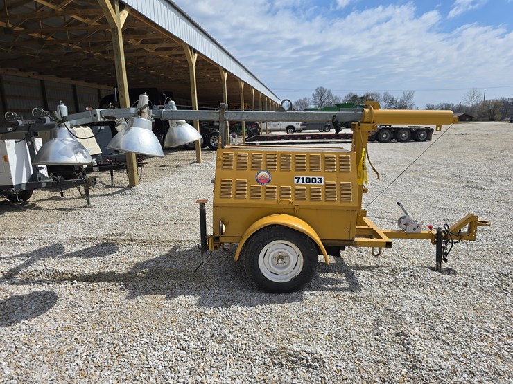 #22620-•-amida-light-plant-image-4