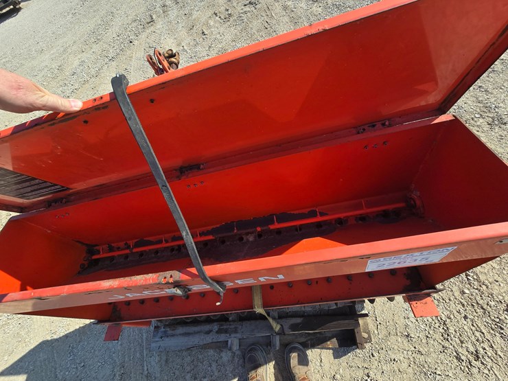#22635-•-jacobsen-5602-pto-overseeder-/-aerator-image-10