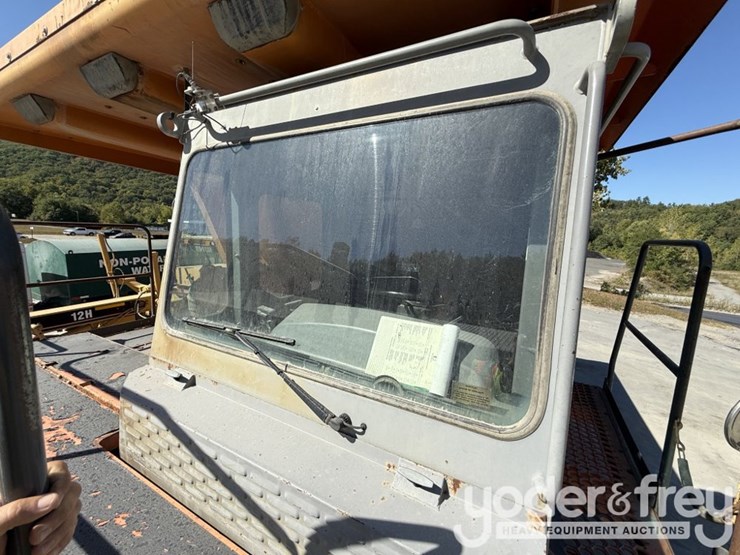 2006-hitachi-eh750-3-image-18