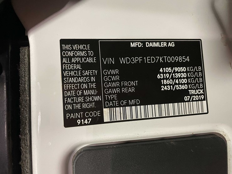 #1450-•-2019-mercedes-sprinter-van-(has-wi-title)-(of)-image-8