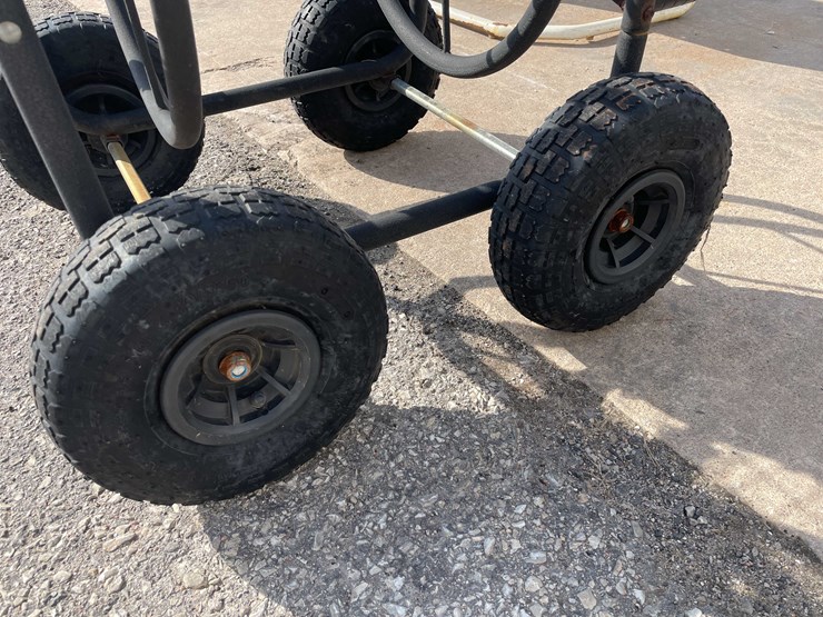 #7022-•-(2)-metal-hose-reels-(o3)-image-9