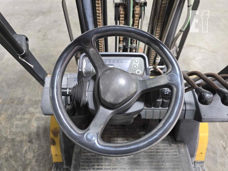 2018-caterpillar-gp25n-image-14