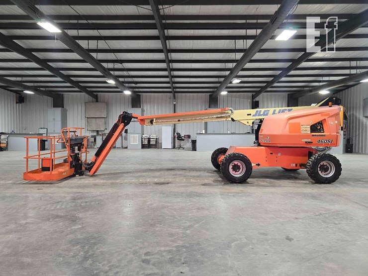 2019-jlg-460sj-image-5