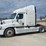2009-freightliner-cascadia-125-image-2