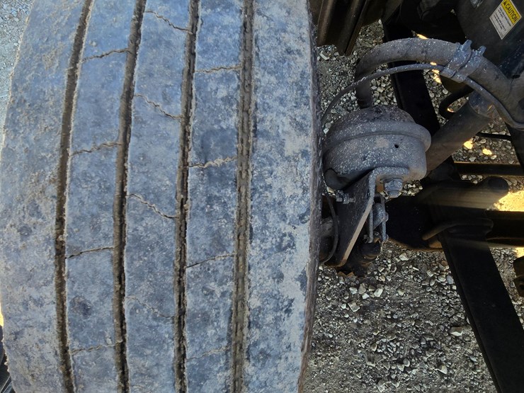 2014-freightliner-cascadia-125-image-50