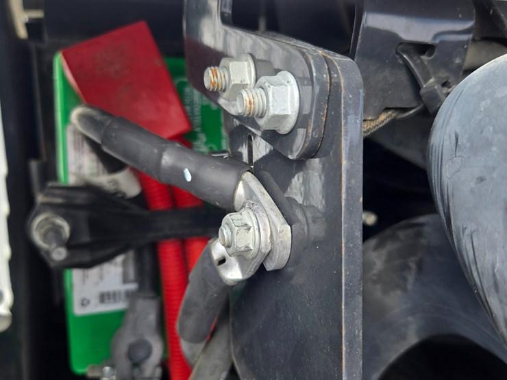 2023-bobcat-l28-image-22