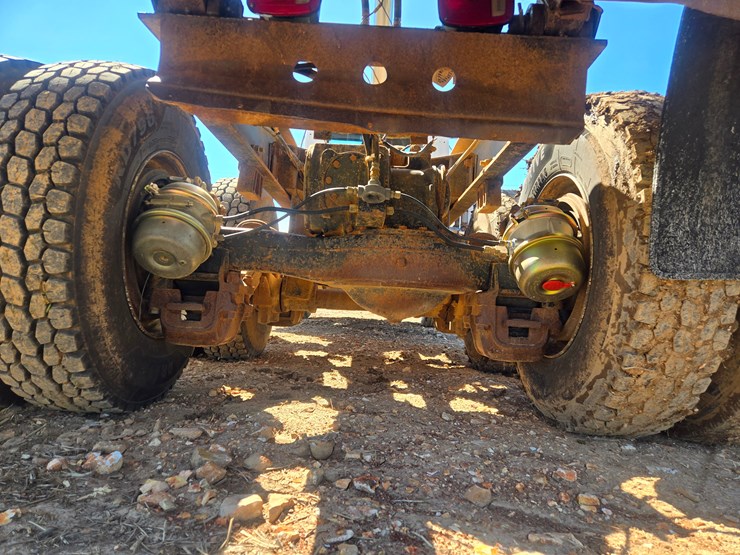 1994-mack-rd690s-image-96