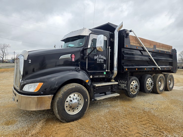 2014-kenworth-t660-image-4