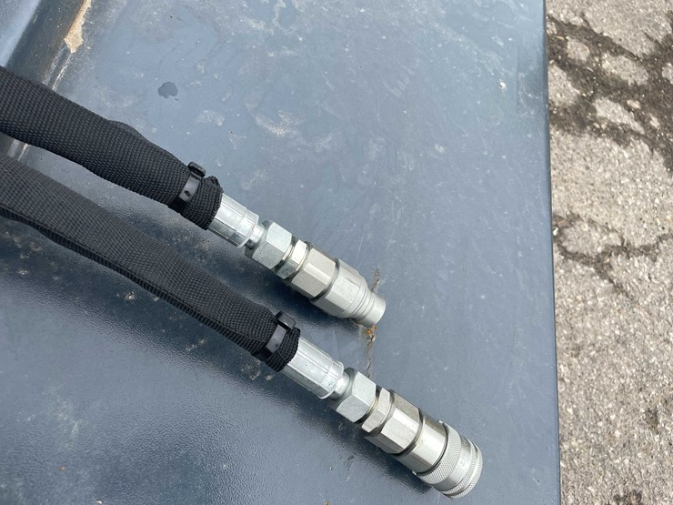 #7038-•-unused-handy-72"-skid-steer-brush-cutter-(o10)-image-10