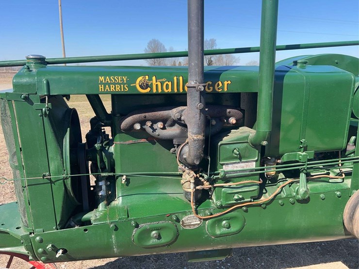massey-harris-challenger-image-12