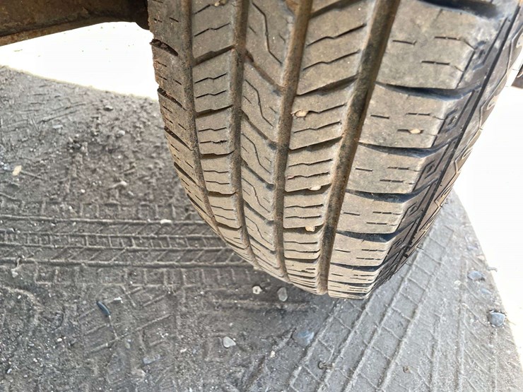 2001-dodge-ram-3500-image-23